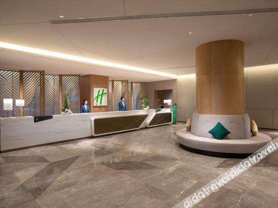 Holiday Inn Wuxi Central Station By Ihg Exterior foto